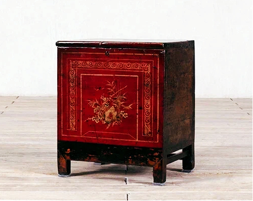 Red Hand-Painted High Lacquer Cabinet With Top Open - Image 4